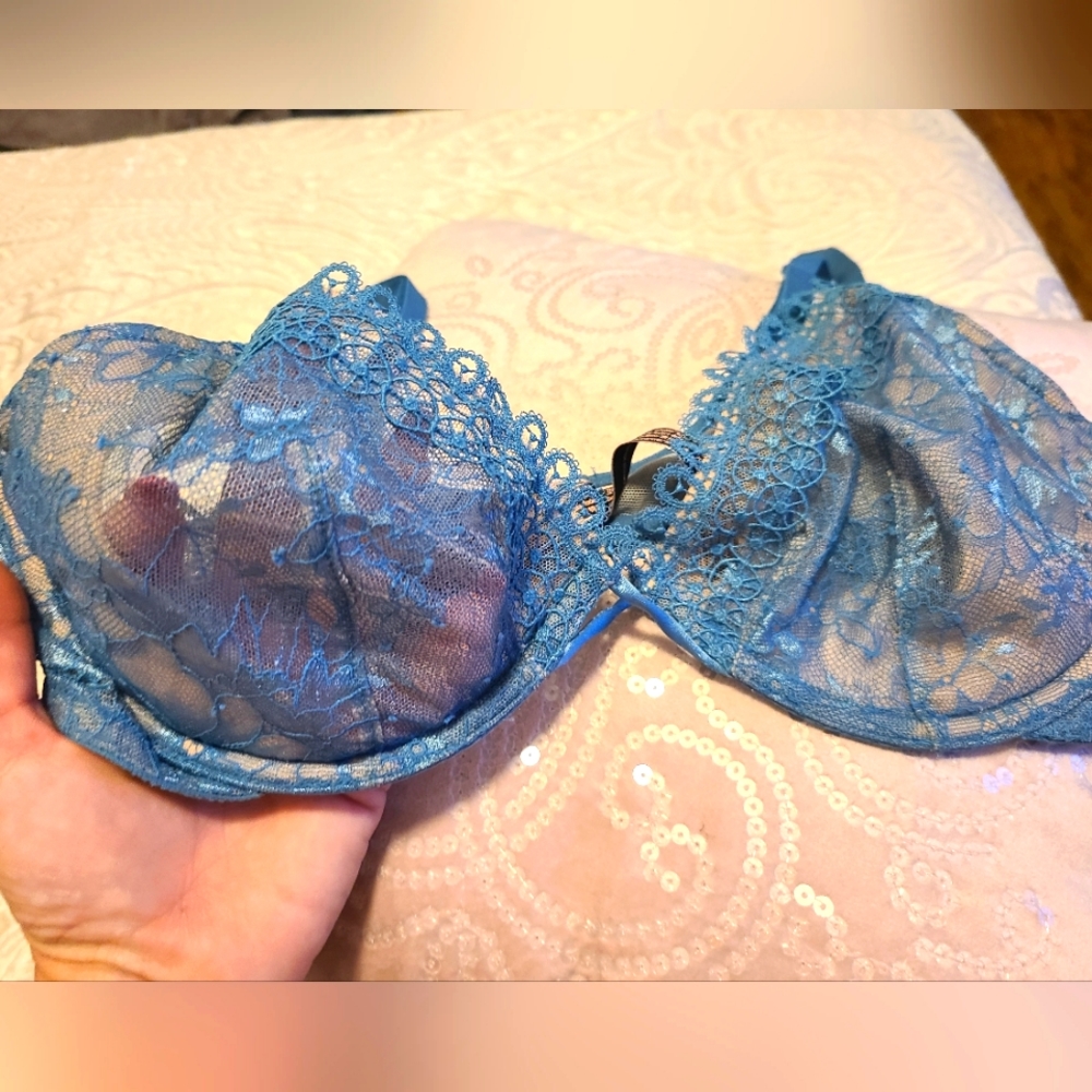 Victoria's Secret Teal Bra 36C